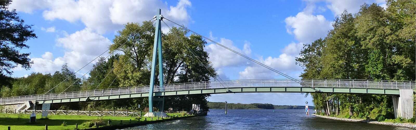 Fahrradbrücke über die Dahme,
        
    

        Foto: Tourismusverband Dahme-Seen e.V./Dana Klaus