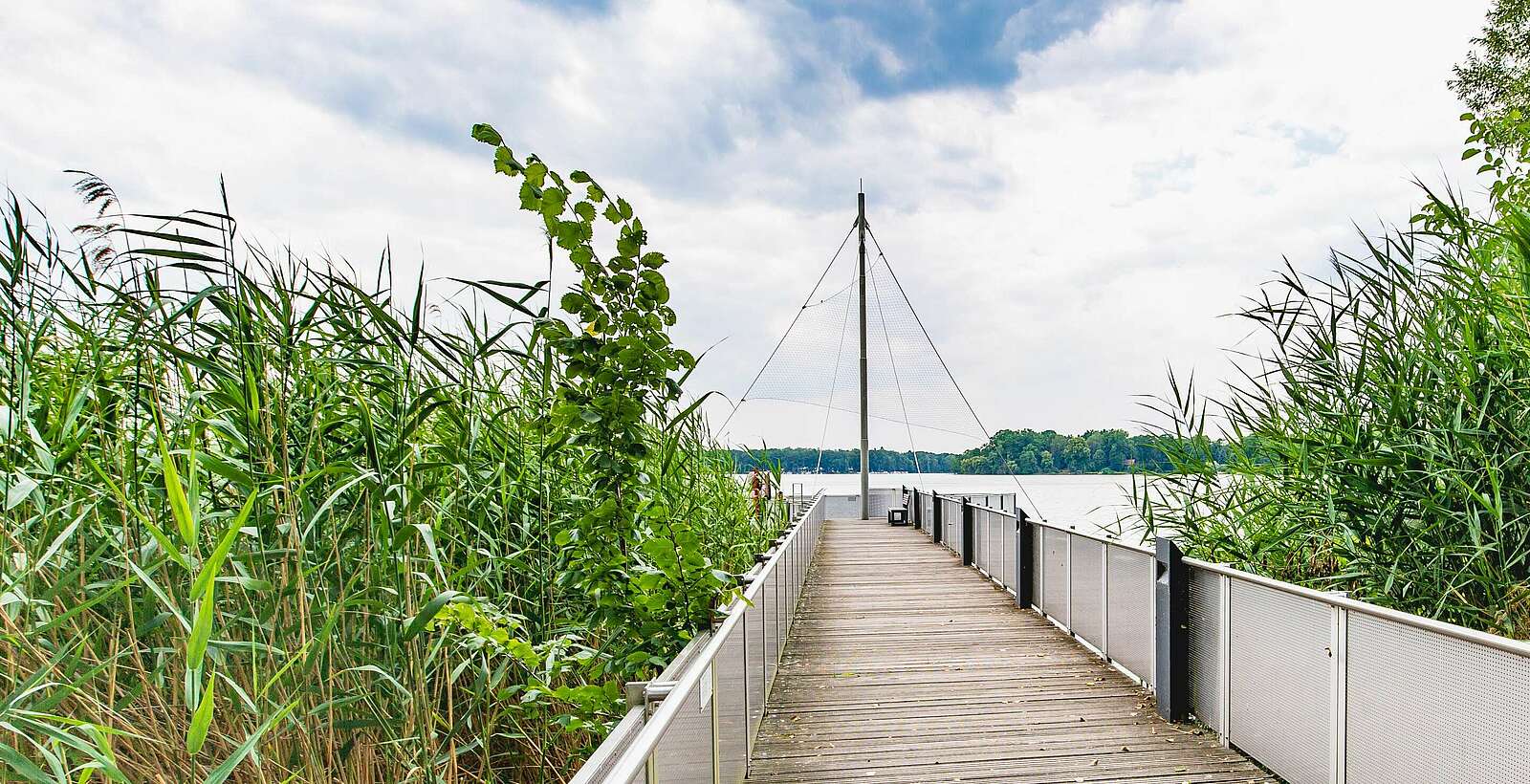 Seebrücke in Teupitz,
        
    

        Foto: TMB-Fotoarchiv/Steffen Lehmann