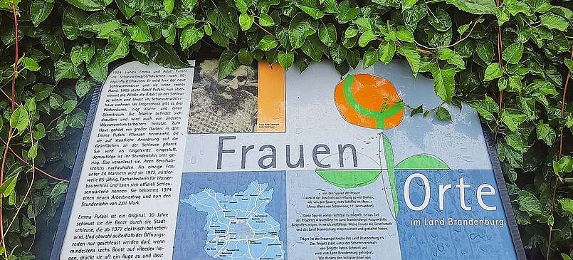 Gedenktafel für die Schleusenwärterin Emma Pufahl in Königs Wusterhausen