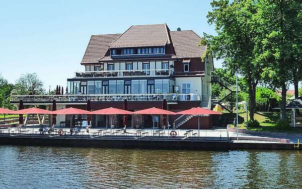 Villa am See
